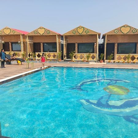 Midwaay Resort Patratu Dış mekan fotoğraf