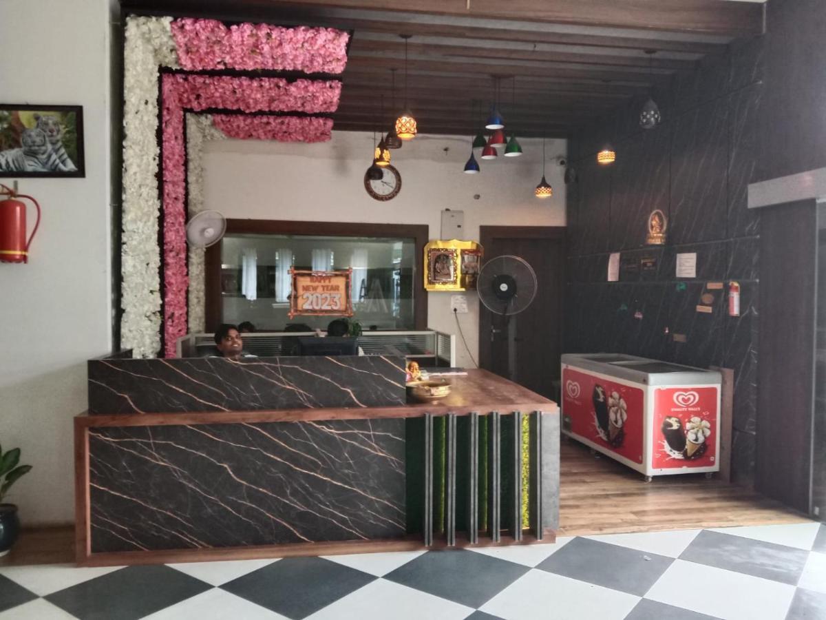 Midwaay Resort Patratu Dış mekan fotoğraf